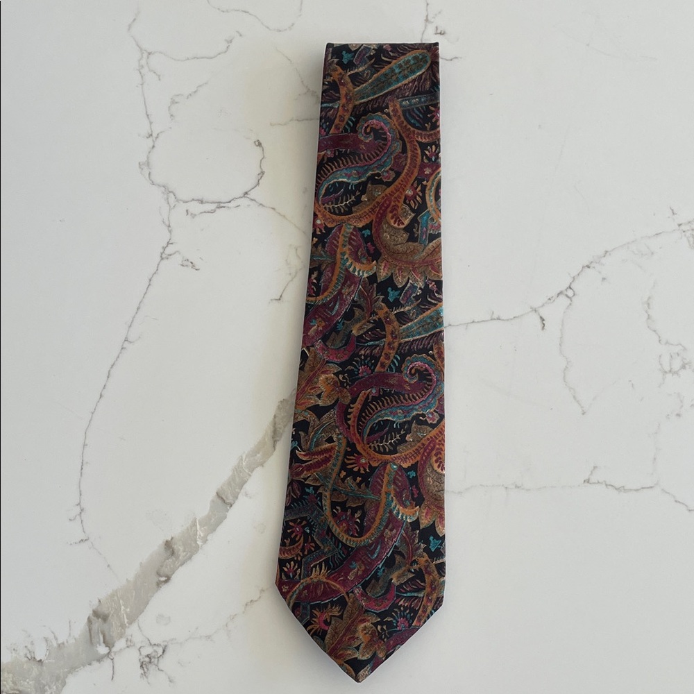 Elegant Paisley Tie - Multicolor